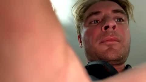 Snapshot of onlyloveyoutwice2016 chatting on 10-31-25, 06:20 onlyloveyoutwice2016 online show from 10-31-25, 06:20