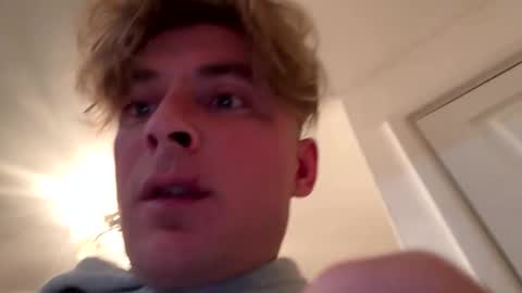 Snapshot of onlyloveyoutwice2016 chatting on 02-20-26, 08:42 onlyloveyoutwice2016 online show from 02-20-26, 08:42