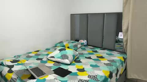 PAREJA LATINA JOVEN MUY CACHONDOS online show from 03-26-26, 12:28