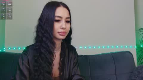 Xandra online show from 02-12-25, 08:49