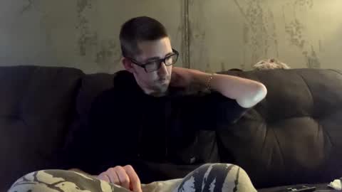 Snapshot of onthecumup69 chatting on 02-21-25, 01:55 onthecumup69 online show from 02-21-25, 01:55