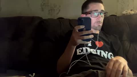 Snapshot of onthecumup69 chatting on 02-21-25, 05:02 onthecumup69 online show from 02-21-25, 05:02