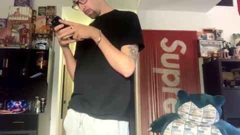 Snapshot of onthecumup69 chatting on 02-24-25, 03:09 onthecumup69 online show from 02-24-25, 03:09