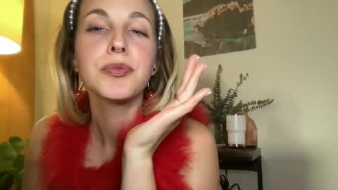 Snapshot of onyx_unleashed chatting on 12-18-24, 01:26 onyx_unleashed online show from 12-18-24, 01:26