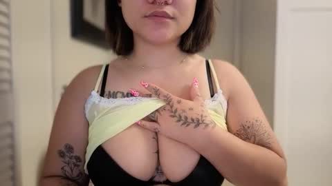 Miss Girly online show from 03-24-26, 04:01