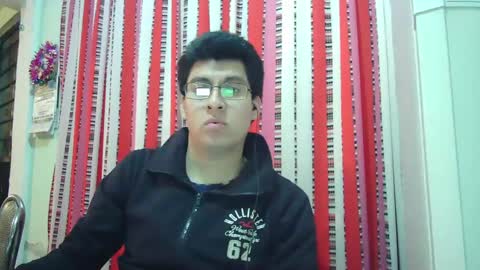 Snapshot of oomaurooo chatting on 12-19-24, 08:56 oomaurooo online show from 12-19-24, 08:56