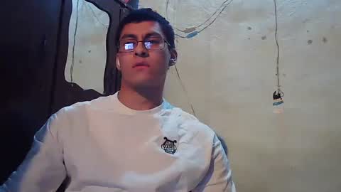 oomaurooo online show from 01-12-26, 05:12