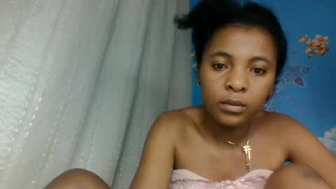 Snapshot of ooooranorosoa chatting on 06-27-26, 01:43 ooooranorosoa online show from 06-27-26, 01:43