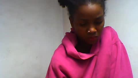 Snapshot of oooorazanasoa chatting on 06-29-26, 11:21 oooorazanasoa online show from 06-29-26, 11:21