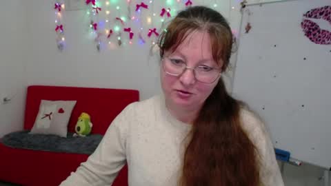 Snapshot of oovanessahotts chatting on 04-24-26, 06:16 Vanessa online show from 04-24-26, 06:16