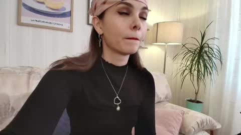 ophelia blue online show from 01-17-26, 12:21