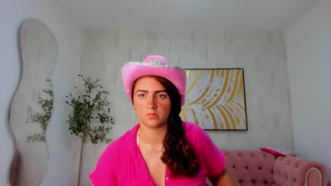 Ofelia Mara online show from 06-24-26, 05:39