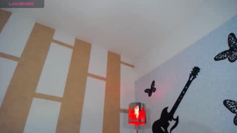 Snapshot of opraxbell chatting on 02-15-25, 04:25 OpraxBell online show from 02-15-25, 04:25