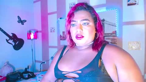 Snapshot of opraxbell chatting on 10-09-25, 05:49 OpraxBell online show from 10-09-25, 05:49