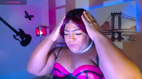 Snapshot of opraxbell chatting on 11-06-25, 04:13 OpraxBell online show from 11-06-25, 04:13