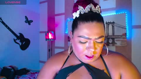 Snapshot of opraxbell chatting on 12-03-25, 02:30 OpraxBell online show from 12-03-25, 02:30