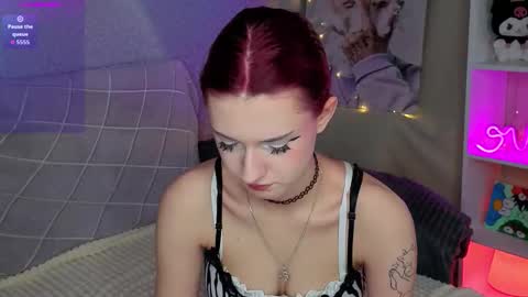 Snapshot of orangelabel chatting on 09-20-25, 03:35 Wendy online show from 09-20-25, 03:35