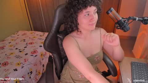 Claire online show from 01-10-26, 10:58