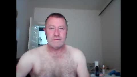 orhansakar12 online show from 05-10-26, 10:31