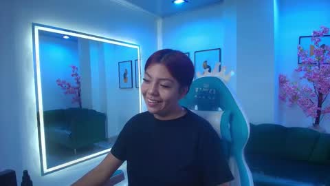 Oriana  online show from 03-04-26, 07:53