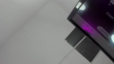 Snapshot of oriana_guzman chatting on 03-10-25, 12:48 Miss Guzman online show from 03-10-25, 12:48