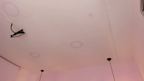 Snapshot of oriana_guzman chatting on 09-27-25, 01:10 Miss Guzman online show from 09-27-25, 01:10