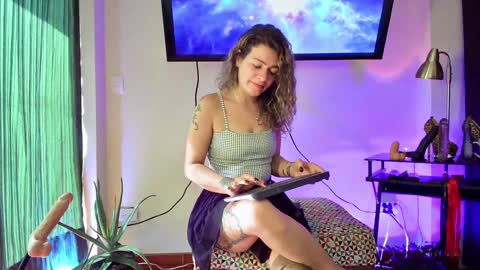 Oriana online show from 01-15-25, 02:02