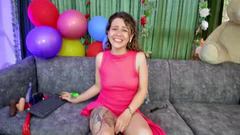 Oriana online show from 03-02-25, 10:38