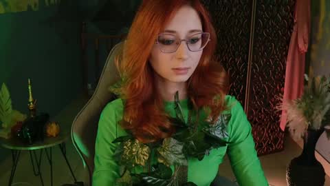 Snapshot of orianna_blade chatting on 12-06-24, 04:49 Orianna - Hi Im into geek culture cosplay crafting LARP games. Shall we play DnD online show from 12-06-24, 04:49