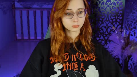 Snapshot of orianna_blade chatting on 01-04-25, 01:21 Orianna - Hi Im into geek culture cosplay crafting LARP games. Shall we play DnD online show from 01-04-25, 01:21