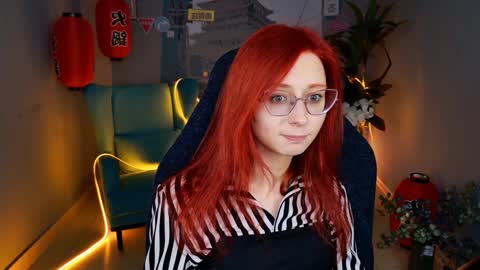 Snapshot of orianna_blade chatting on 01-07-25, 06:45 Orianna - Hi Im into geek culture cosplay crafting LARP games. Shall we play DnD online show from 01-07-25, 06:45