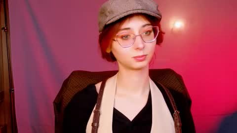 Snapshot of orianna_blade chatting on 09-19-25, 01:56 Orianna - Hi Im into geek culture cosplay crafting LARP games. Shall we play DnD online show from 09-19-25, 01:56