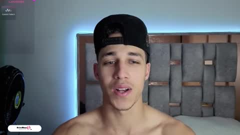 Orionblaze 69  online show from 03-25-26, 02:06