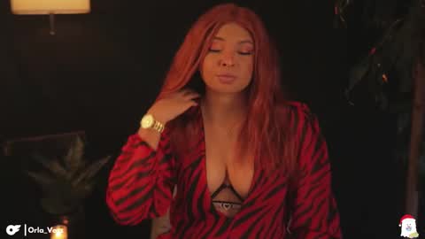 Snapshot of orla_voss chatting on 01-01-25, 02:30 Orla online show from 01-01-25, 02:30