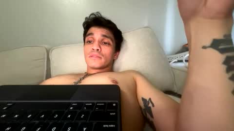 Snapshot of orlando702 chatting on 10-20-25, 12:22 orlando702 online show from 10-20-25, 12:22