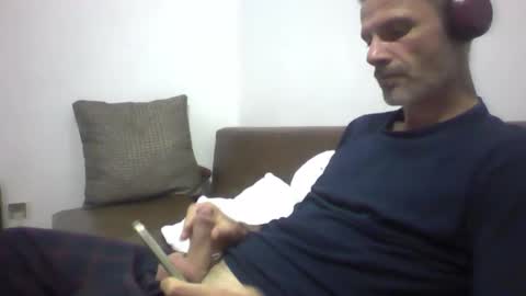 orwel09 online show from 05-03-26, 04:46