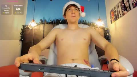 Oscar online show from 12-22-25, 02:52