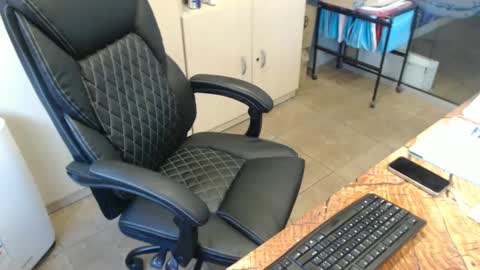 Oscar online show from 09-23-25, 05:16