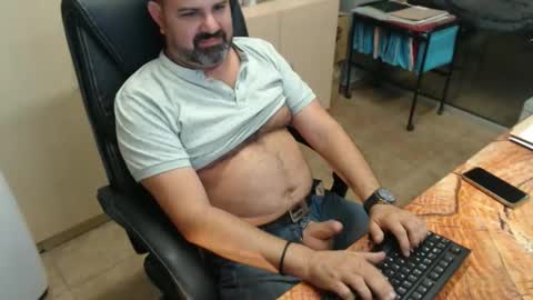 Oscar online show from 10-17-25, 06:10