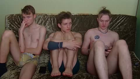 Snapshot of oscar_wildy chatting on 02-02-25, 11:42 Oscar online show from 02-02-25, 11:42