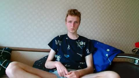 Snapshot of oscar_wildy chatting on 12-04-25, 09:51 Oscar online show from 12-04-25, 09:51