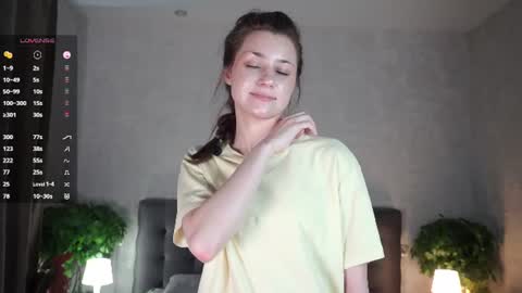 Snapshot of oscarheberle chatting on 07-19-26, 06:22 Jess online show from 07-19-26, 06:22
