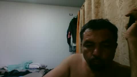 Snapshot of oscarjhe3512 chatting on 11-16-25, 02:39 oscarjhe3512 online show from 11-16-25, 02:39