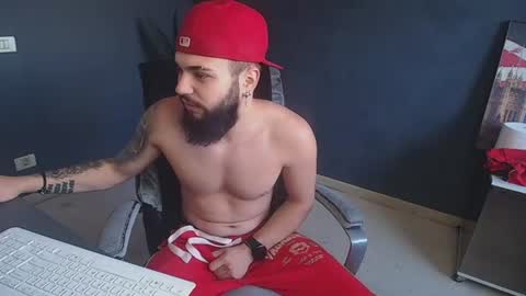 OscarWills online show from 06-25-26, 05:56