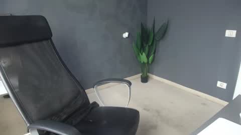OscarWills online show from 07-27-26, 04:52