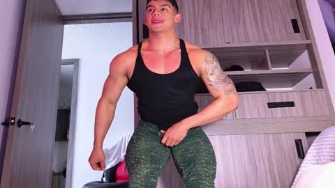 Snapshot of oskar_ford21 chatting on 11-29-25, 03:37 Oskar Ford NEW ACCOUNT online show from 11-29-25, 03:37