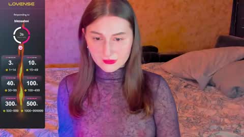 Snapshot of oskar_fucker chatting on 02-09-25, 02:07 Leliana online show from 02-09-25, 02:07