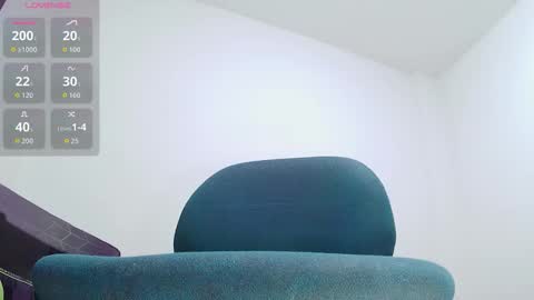 Snapshot of oso_gael chatting on 11-22-25, 06:51 Bear Gael online show from 11-22-25, 06:51