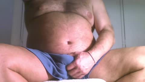 Snapshot of osolicencioso chatting on 02-19-25, 03:06 Oso Licencioso online show from 02-19-25, 03:06