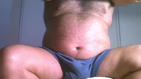 Snapshot of osolicencioso chatting on 03-08-25, 06:26 Oso Licencioso online show from 03-08-25, 06:26